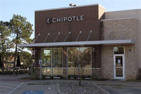 Chipotle tyler tx - Visit your local Chipotle Mexican Grill restaurants at 1347 N. Hwy 377 in Roanoke, TX to enjoy responsibly sourced and freshly prepared burritos, burrito bowls, salads, and tacos. For event catering, food for friends or just yourself, Chipotle offers personalized online ordering and catering. ... Roanoke, TX 76262. US. Near HWY 114 & SH 377 ...